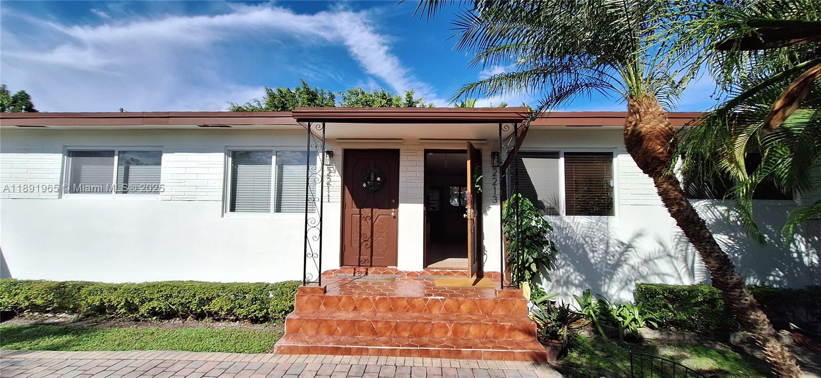 2211 SW 75th Ave