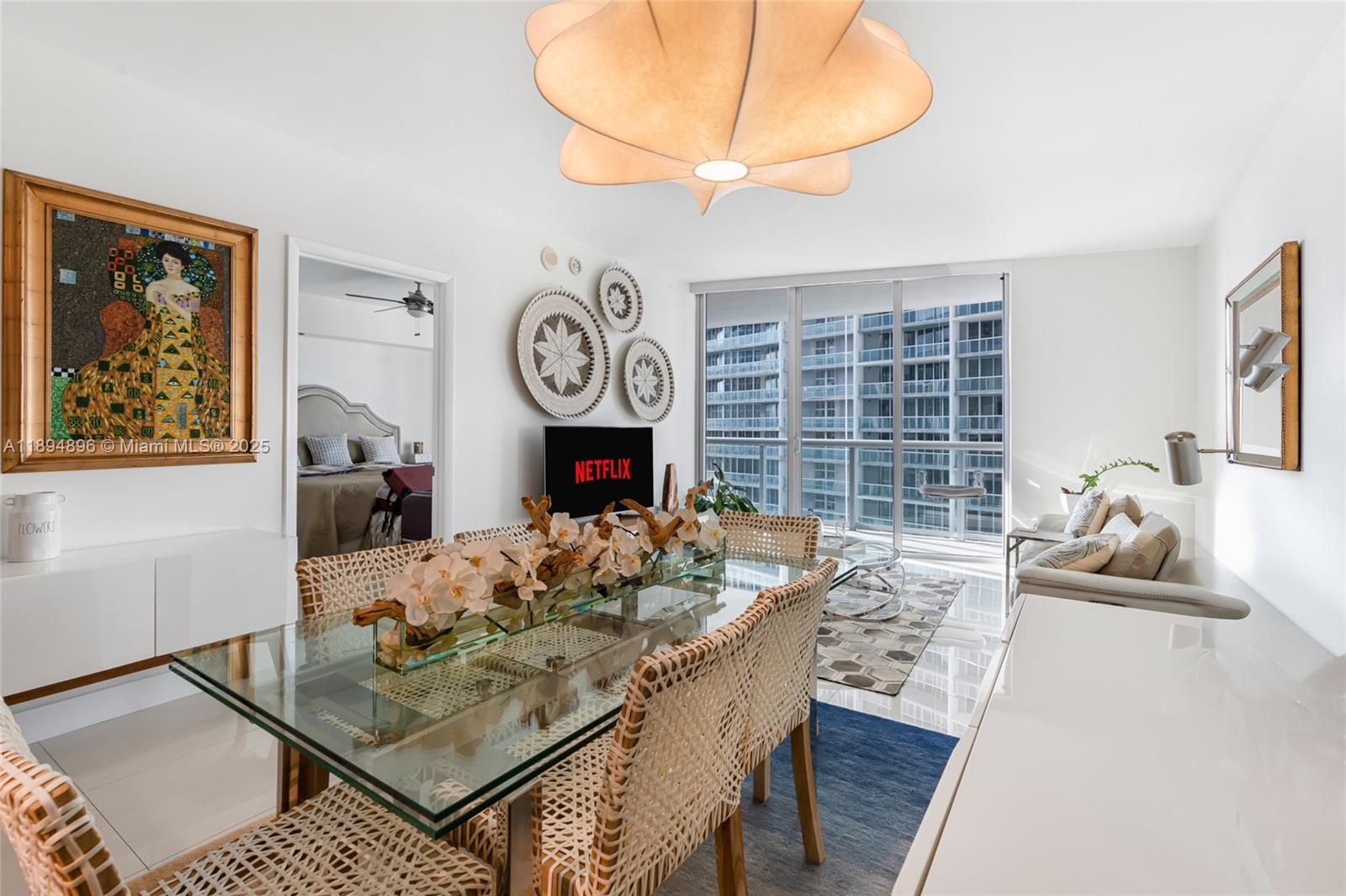 475 Brickell Ave # 3111