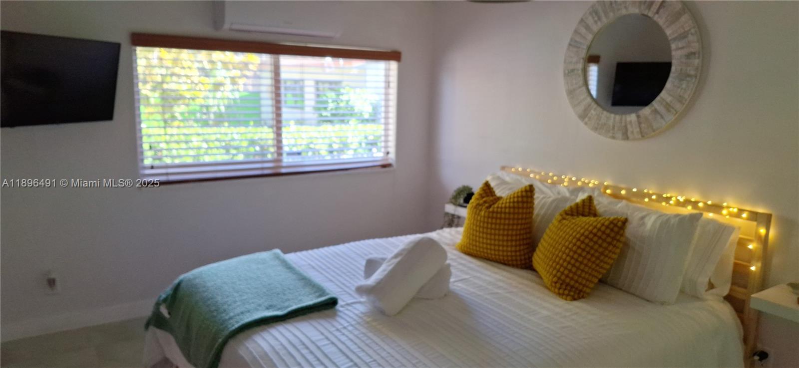 2211 SW 75th Ave # 2