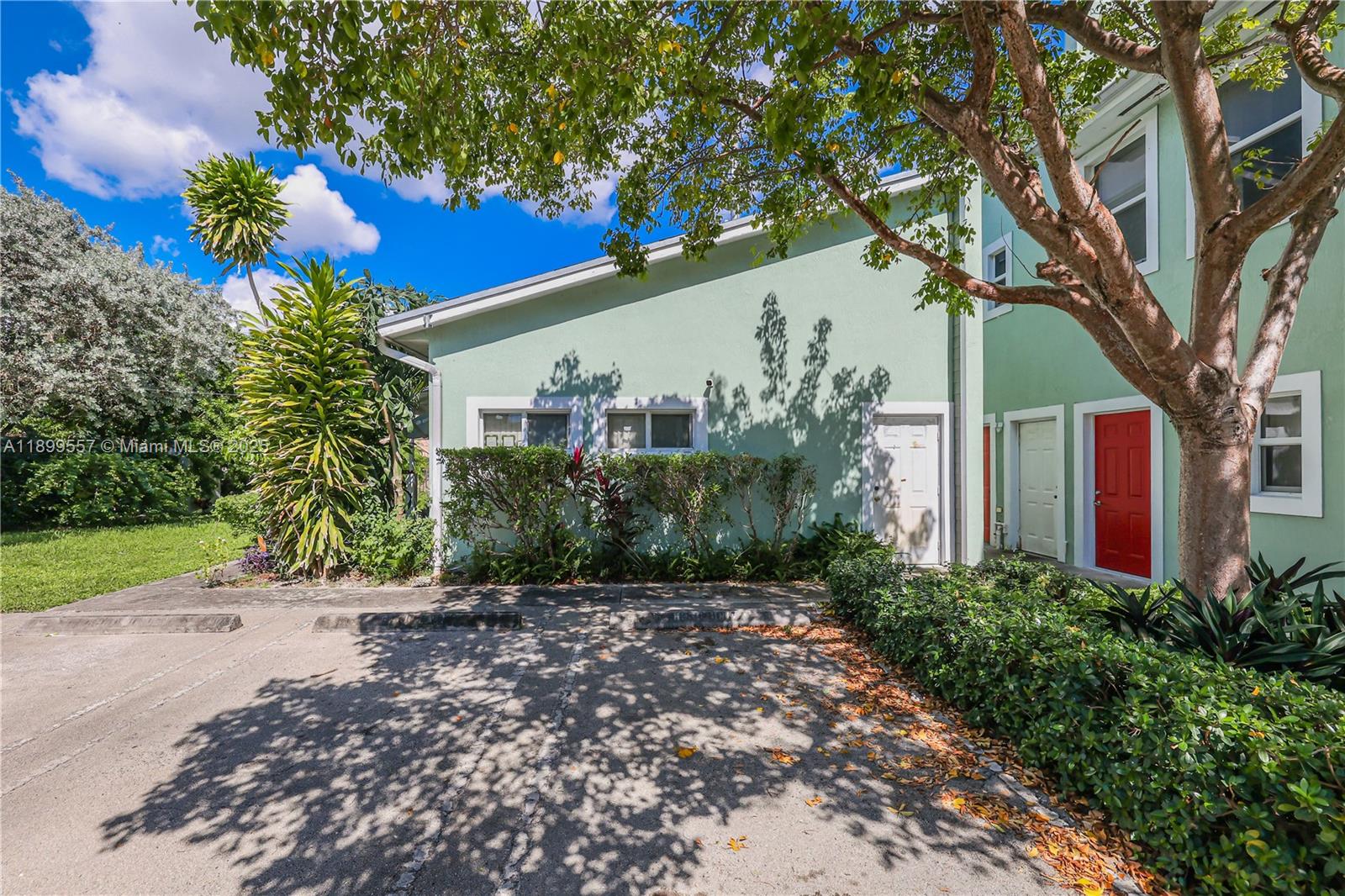 6960 NW 4th Ave # 3, Miami Unit: 3