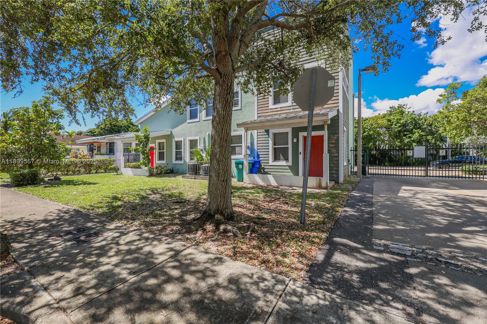 6960 NW 4th Ave # 3, Miami Unit: 3