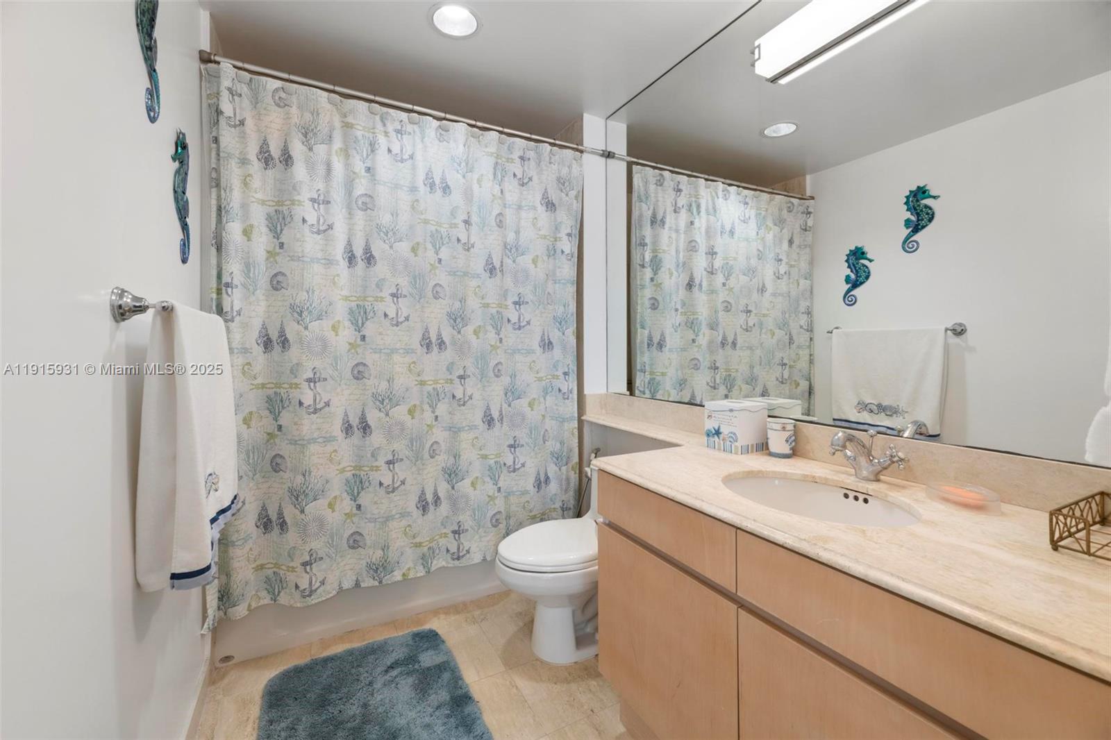 18671 Collins Ave # 1902