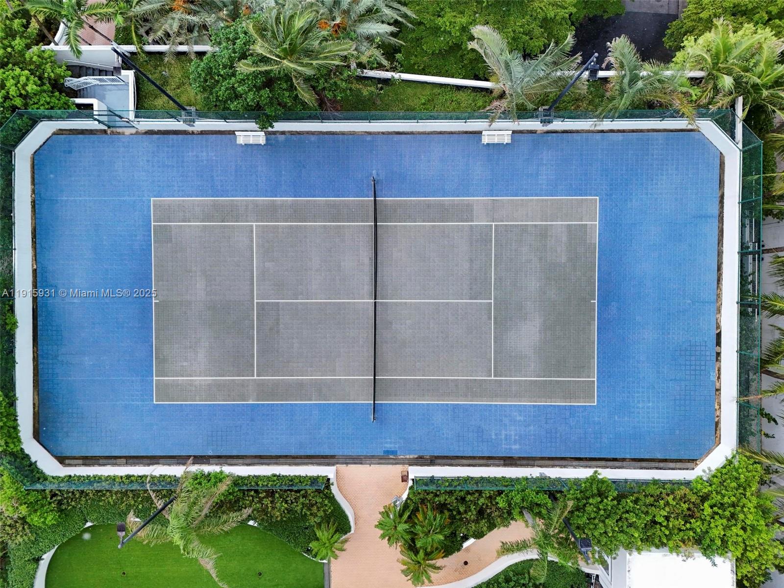 18671 Collins Ave # 1902