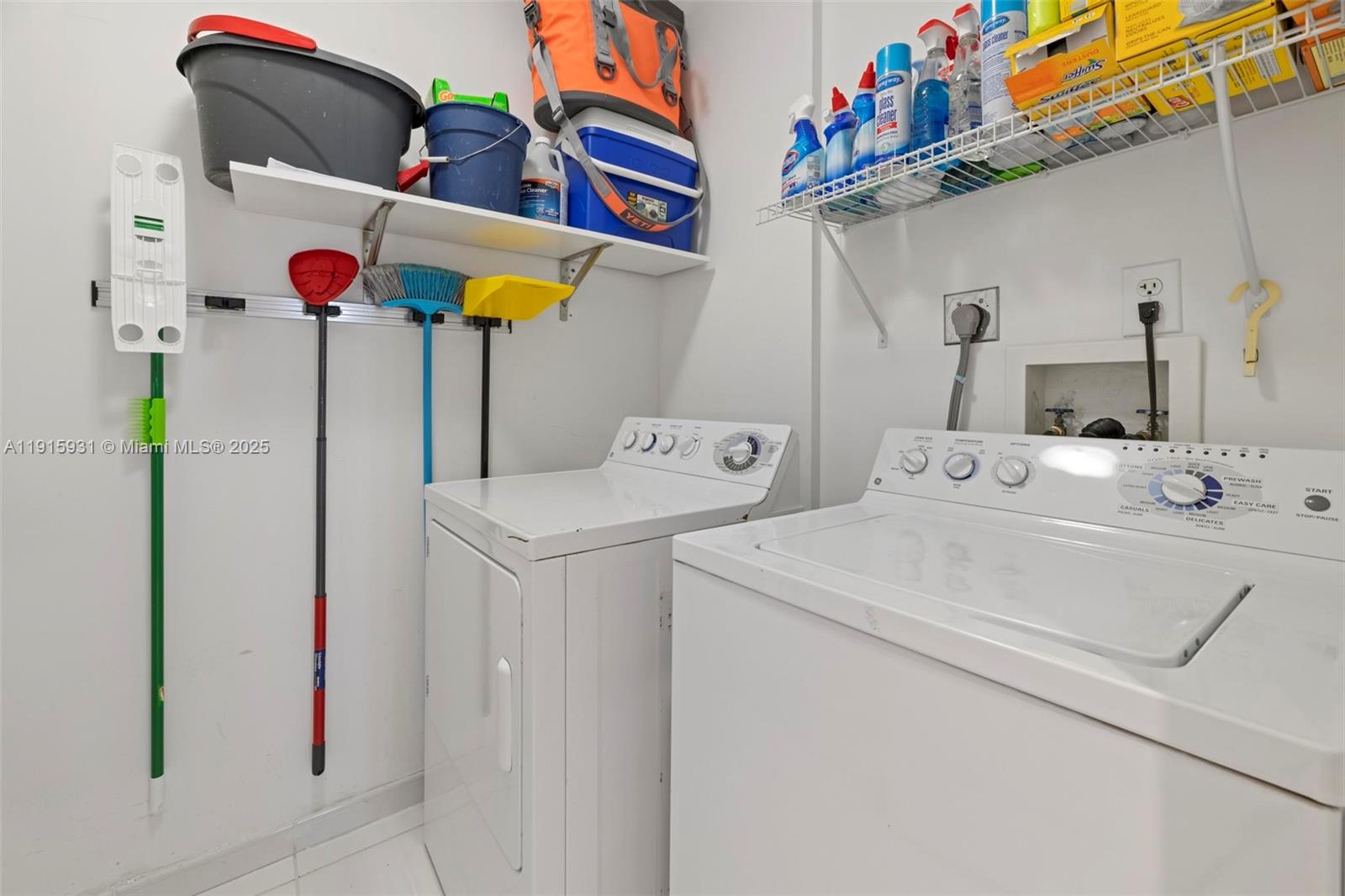 18671 Collins Ave # 1902