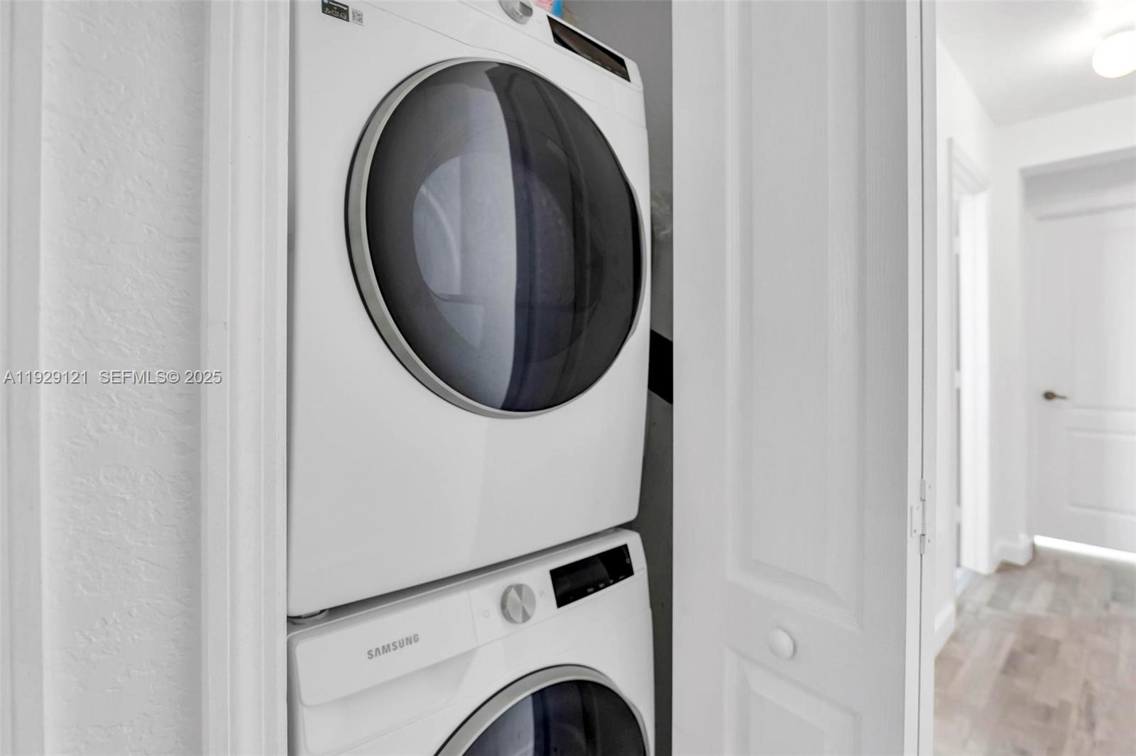 17710 NW 73rd Ave # 20 Unit: 201-20