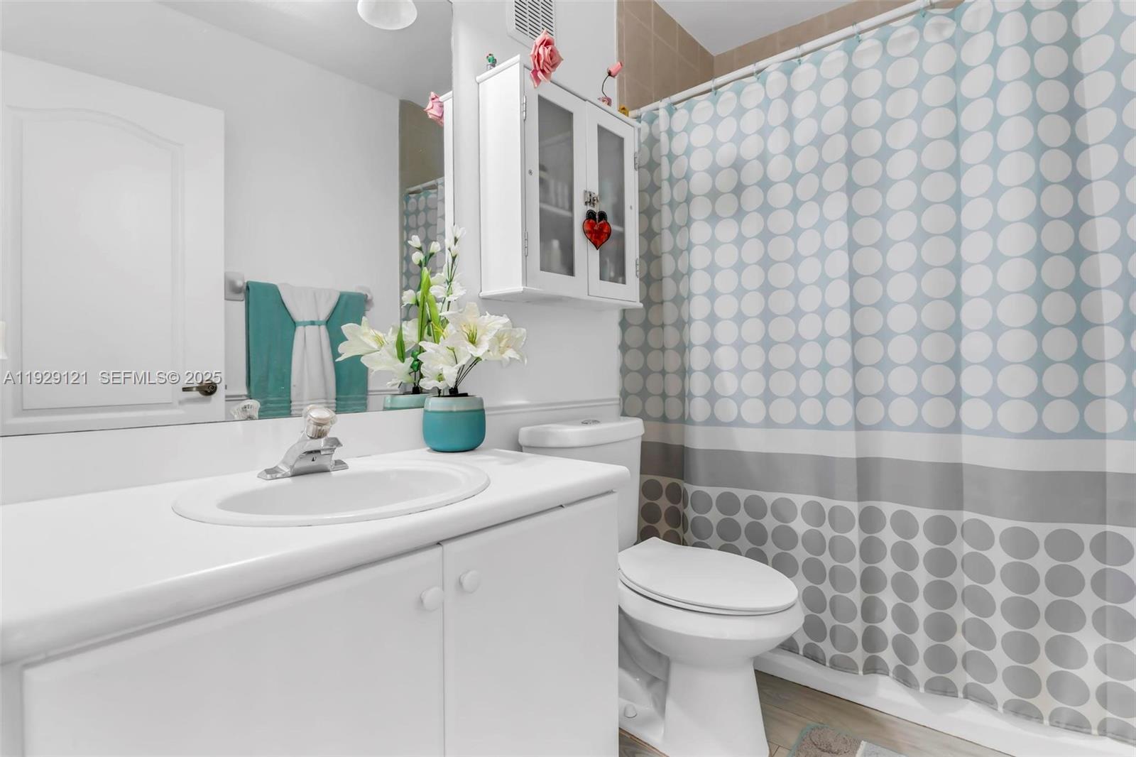 17710 NW 73rd Ave # 20 Unit: 201-20