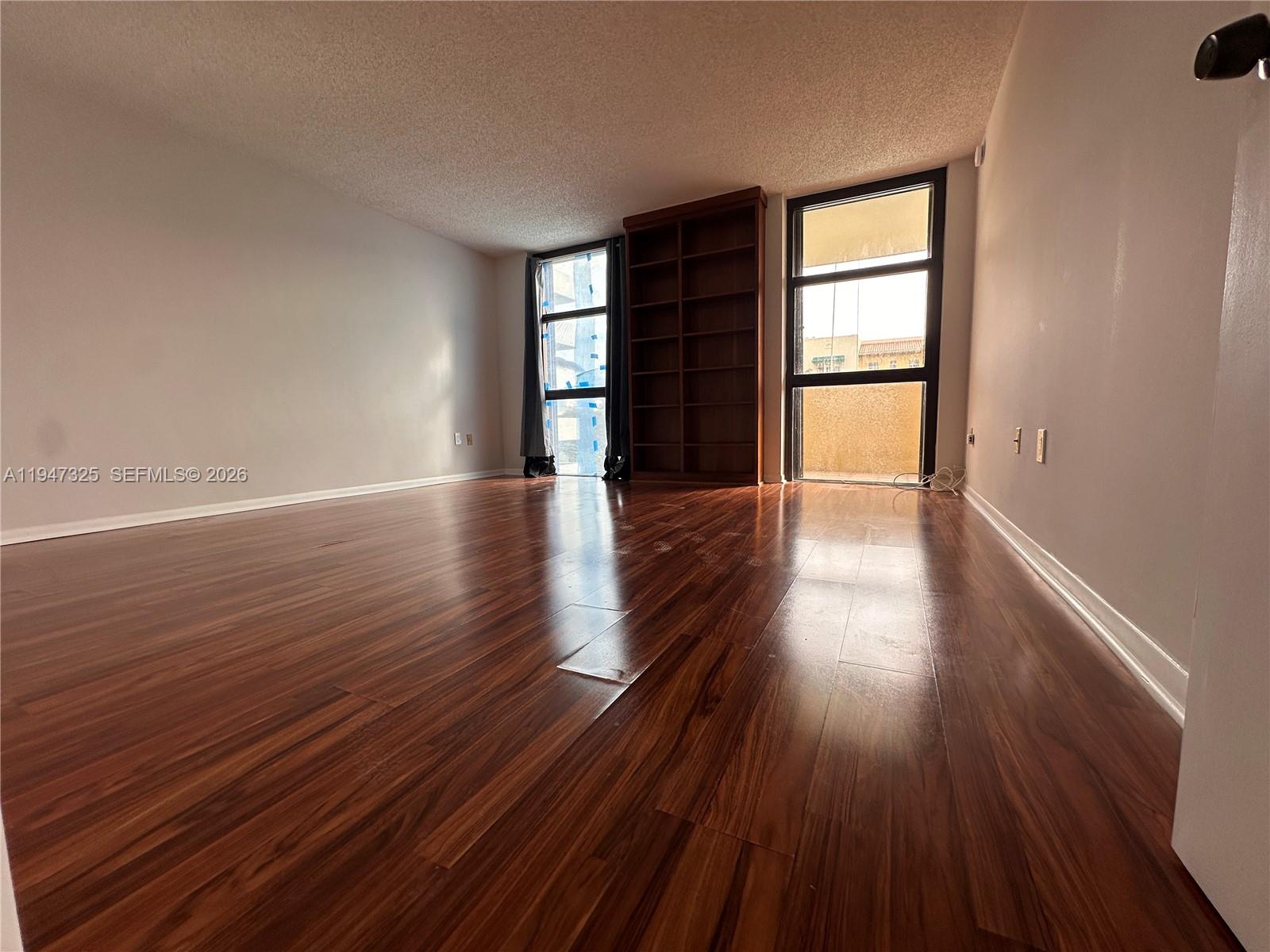 600 Biltmore Way # 318