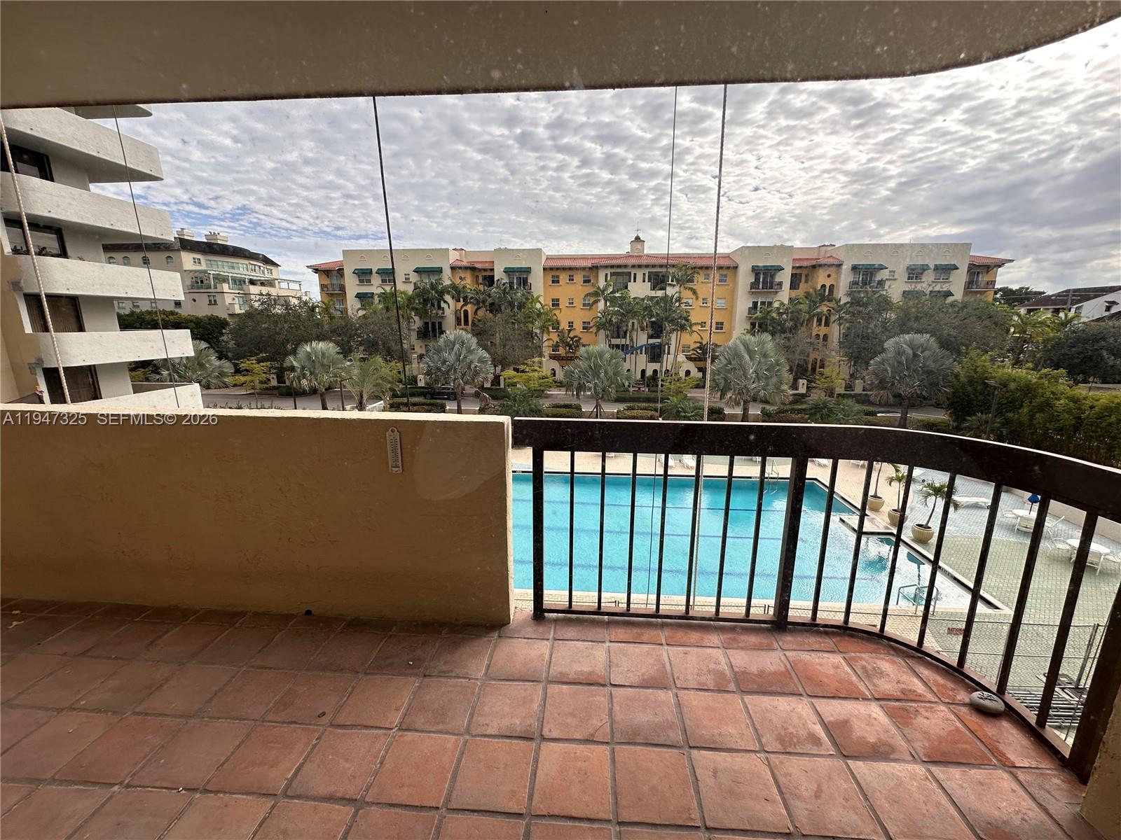 600 Biltmore Way # 318