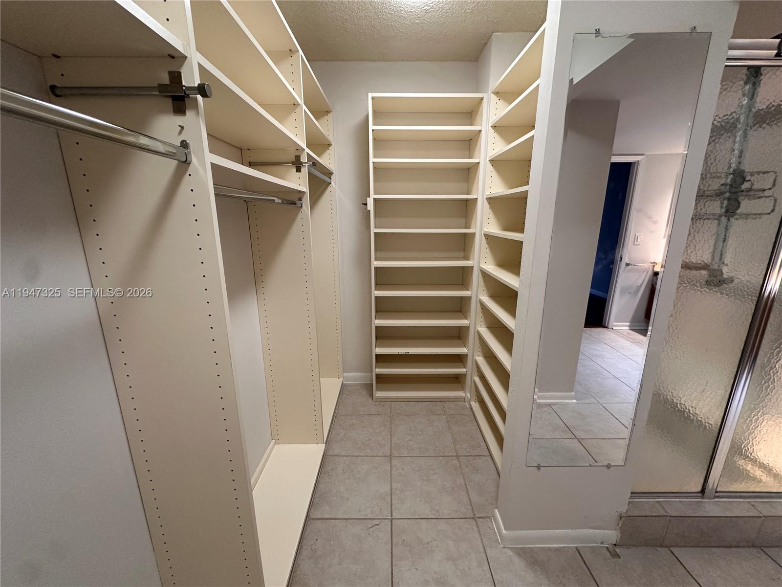 600 Biltmore Way # 318