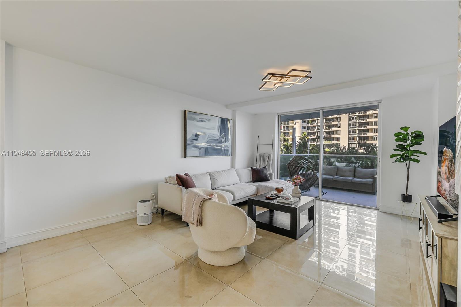 770 Claughton Island Dr # 409