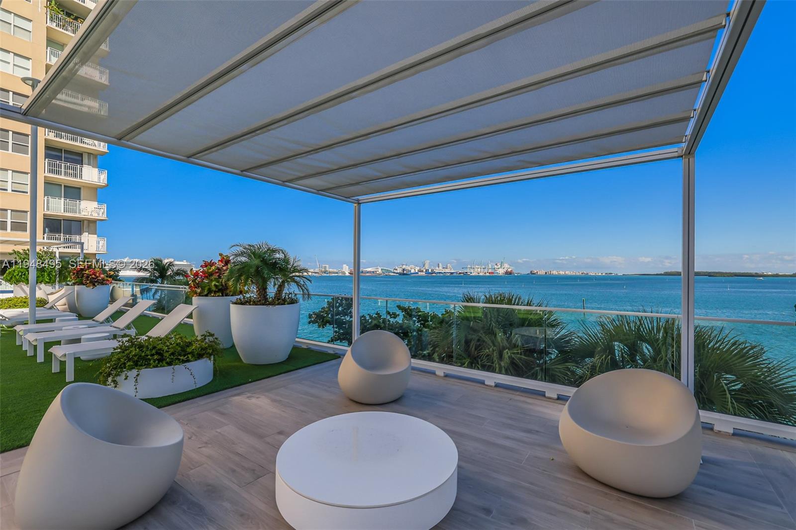 770 Claughton Island Dr # 409