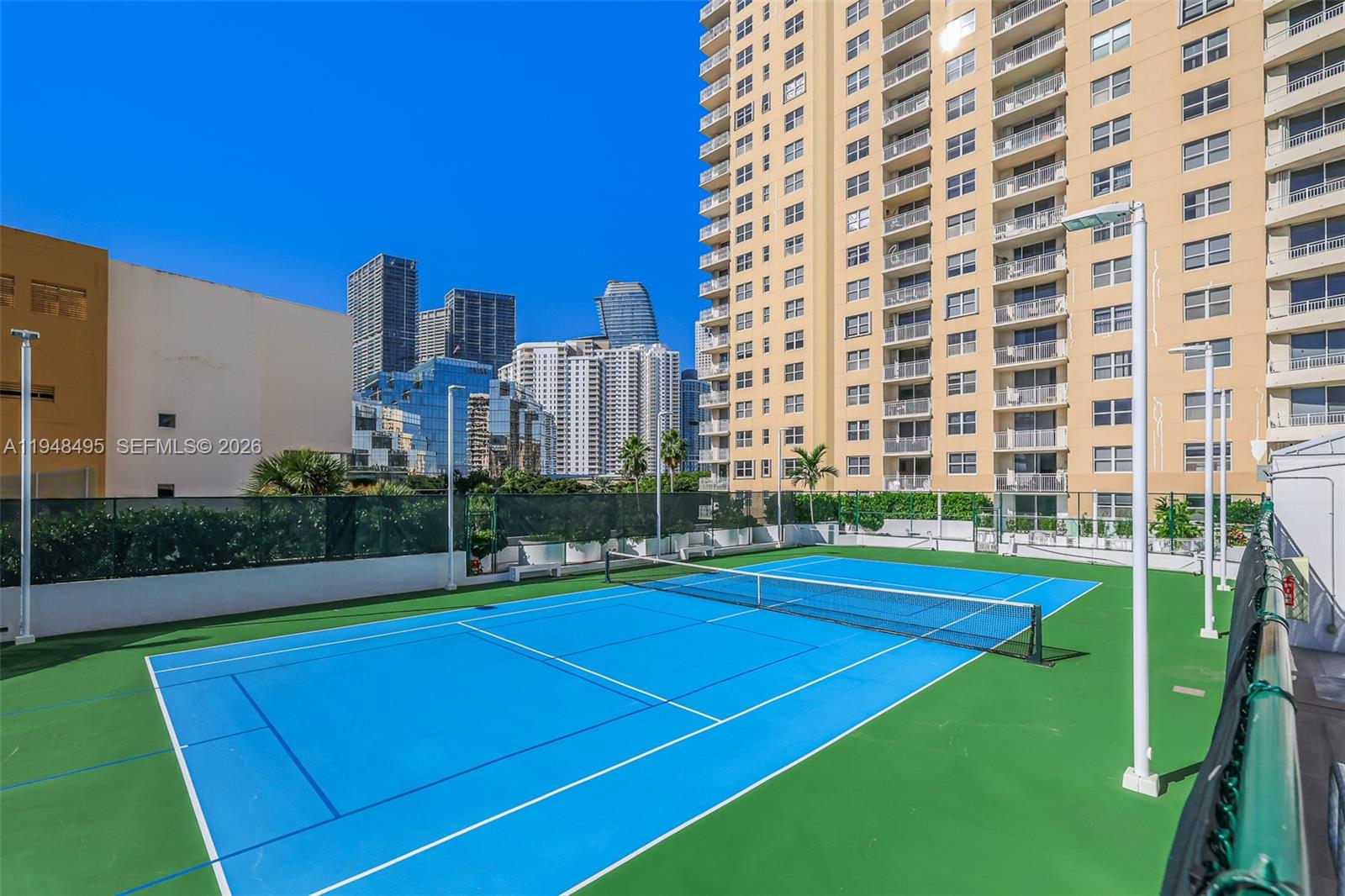 770 Claughton Island Dr # 409