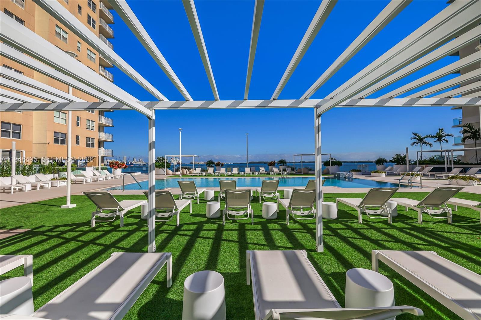 770 Claughton Island Dr # 409