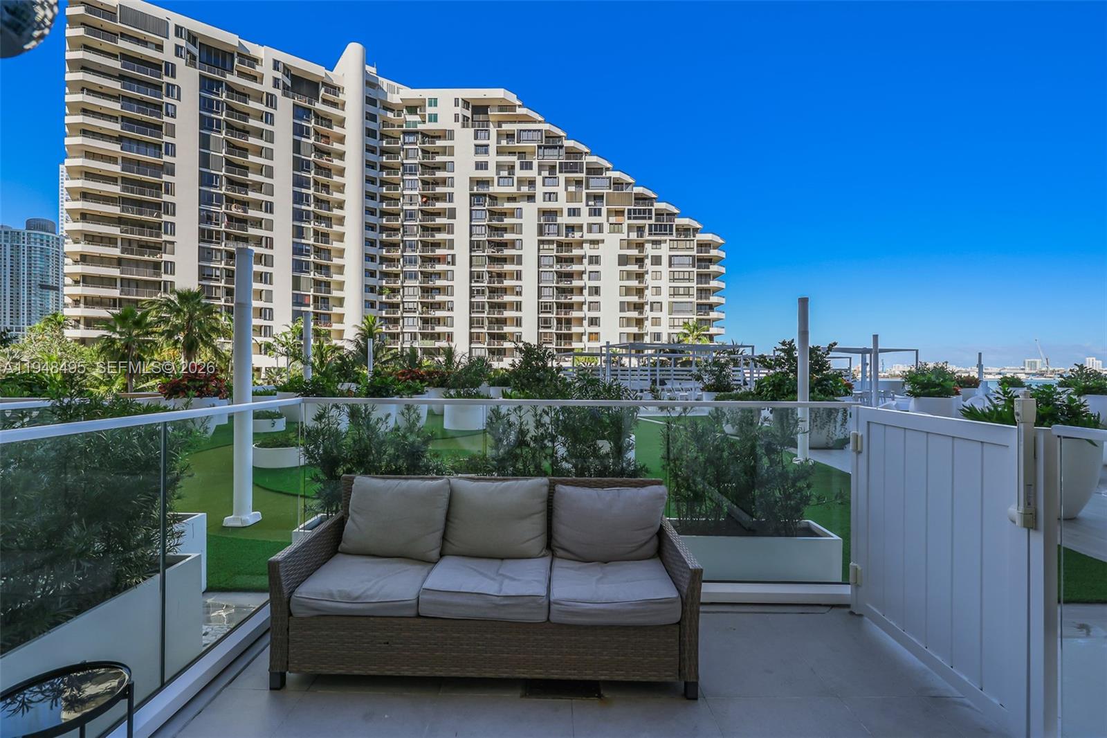 770 Claughton Island Dr # 409