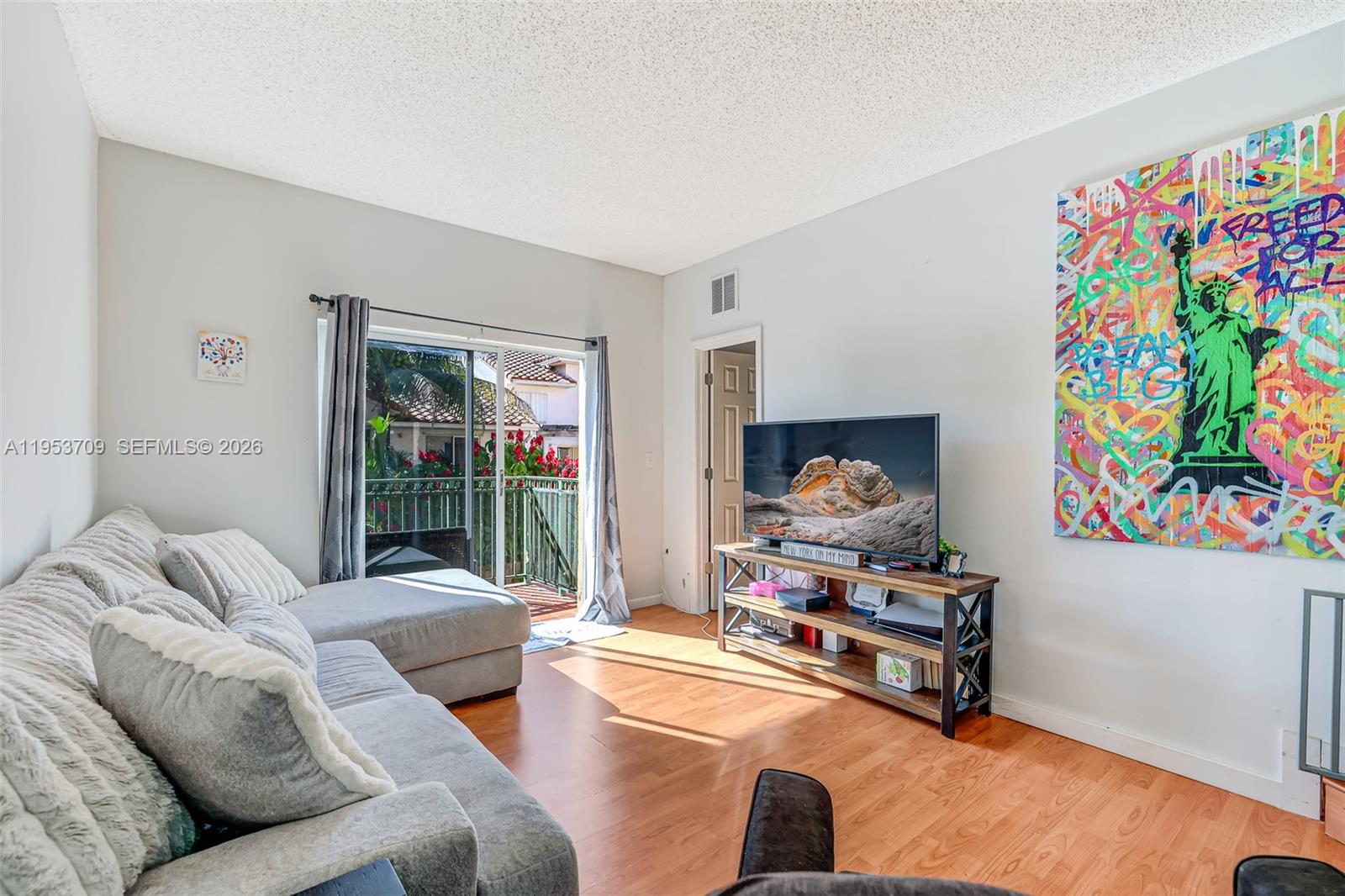 10026 Hammocks Blvd # 6 Unit: 207-6