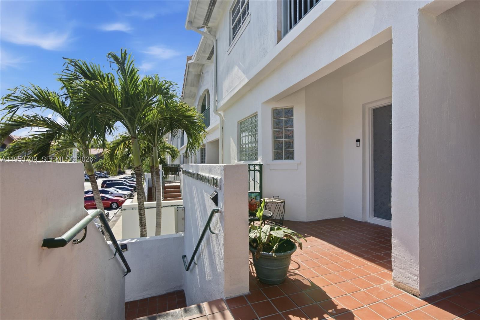 10026 Hammocks Blvd # 6 Unit: 207-6