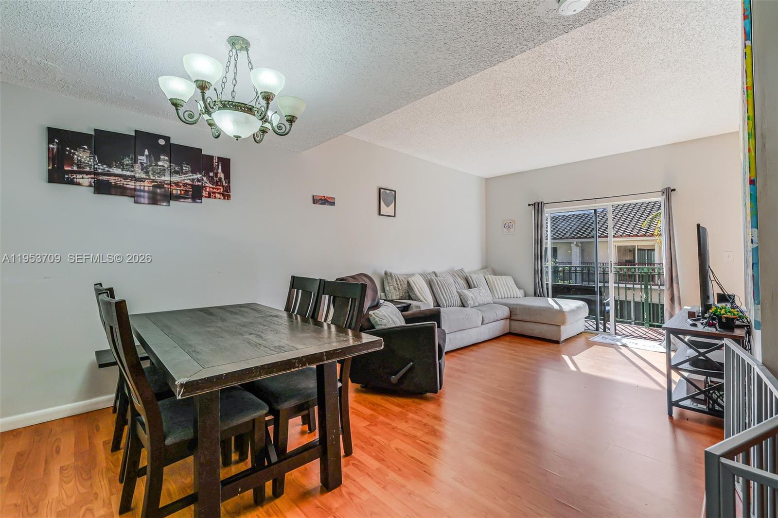 10026 Hammocks Blvd # 6 Unit: 207-6