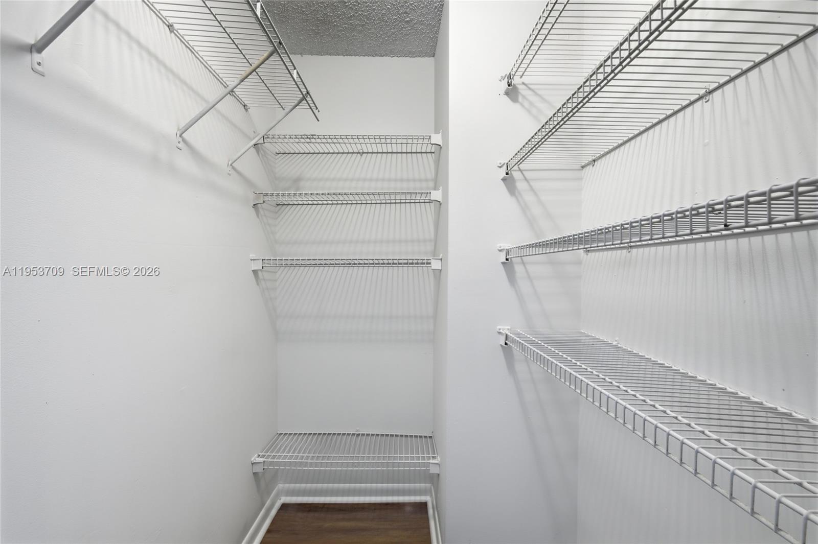 10026 Hammocks Blvd # 6 Unit: 207-6