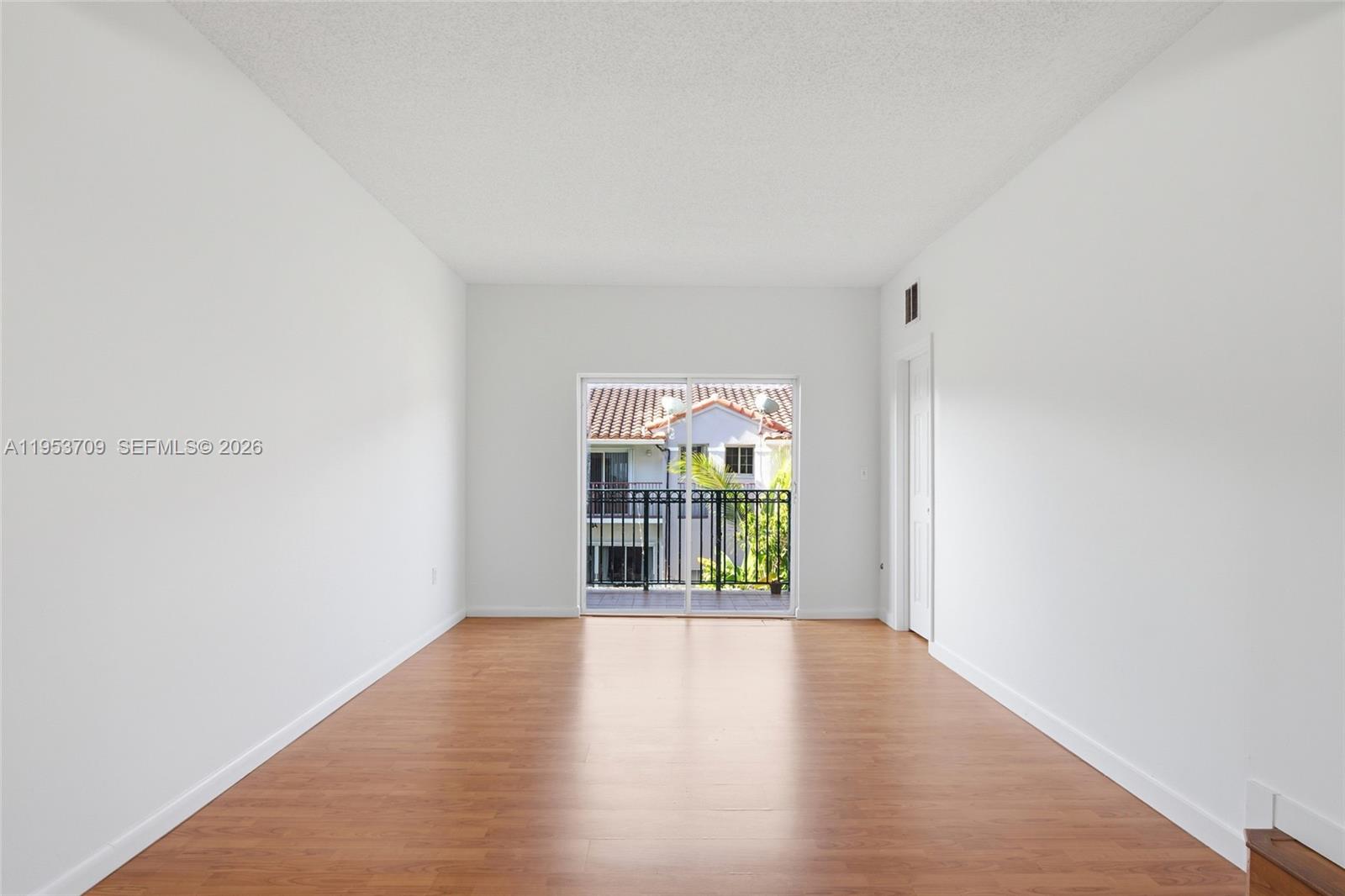 10026 Hammocks Blvd # 6 Unit: 207-6