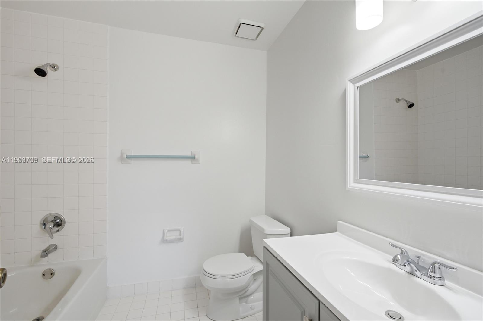 10026 Hammocks Blvd # 6 Unit: 207-6