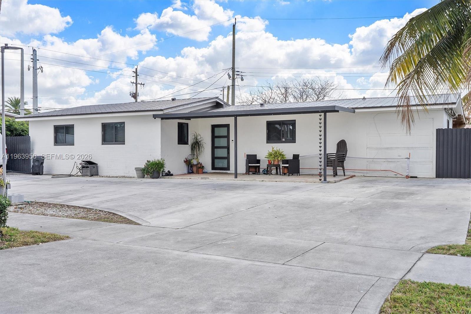 7810 NW 174th Ter