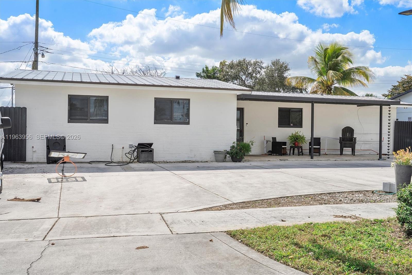 7810 NW 174th Ter
