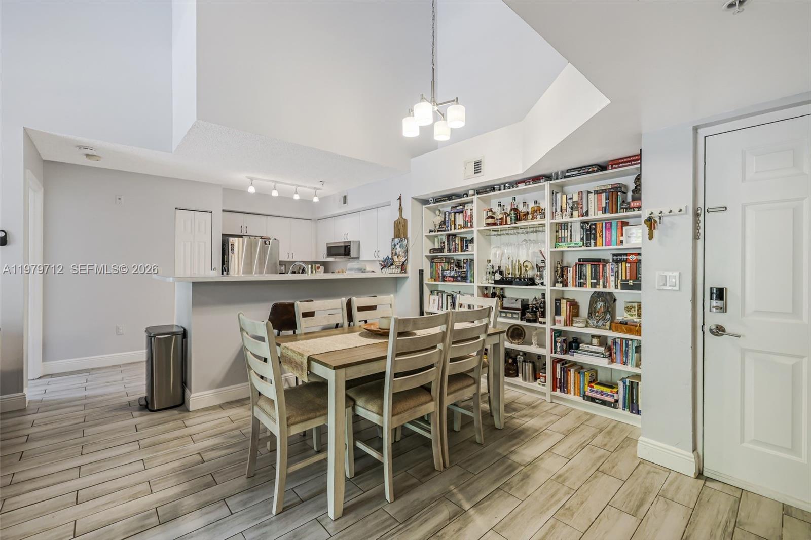 12172 Saint Andrews Pl # 307