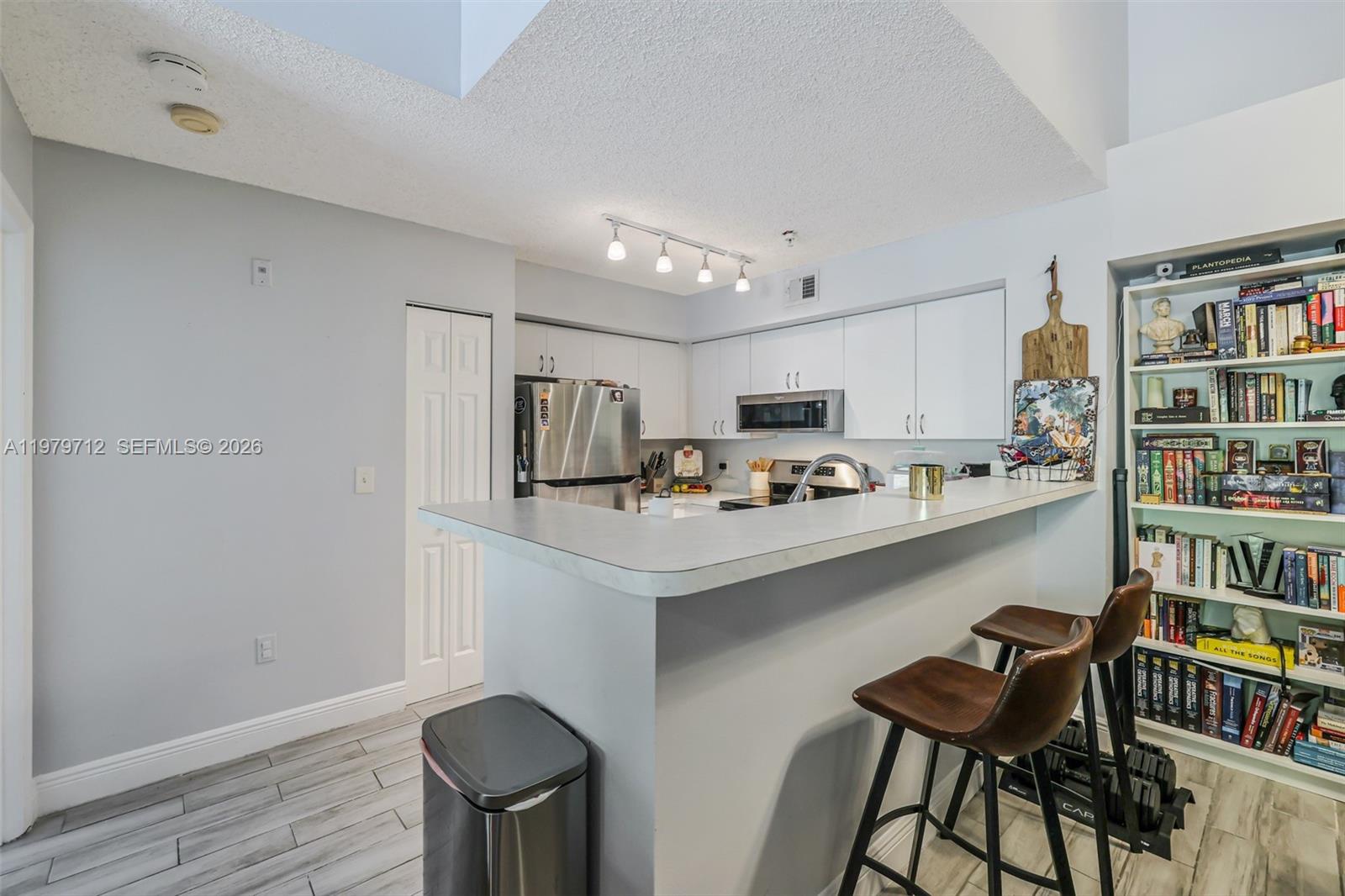 12172 Saint Andrews Pl # 307