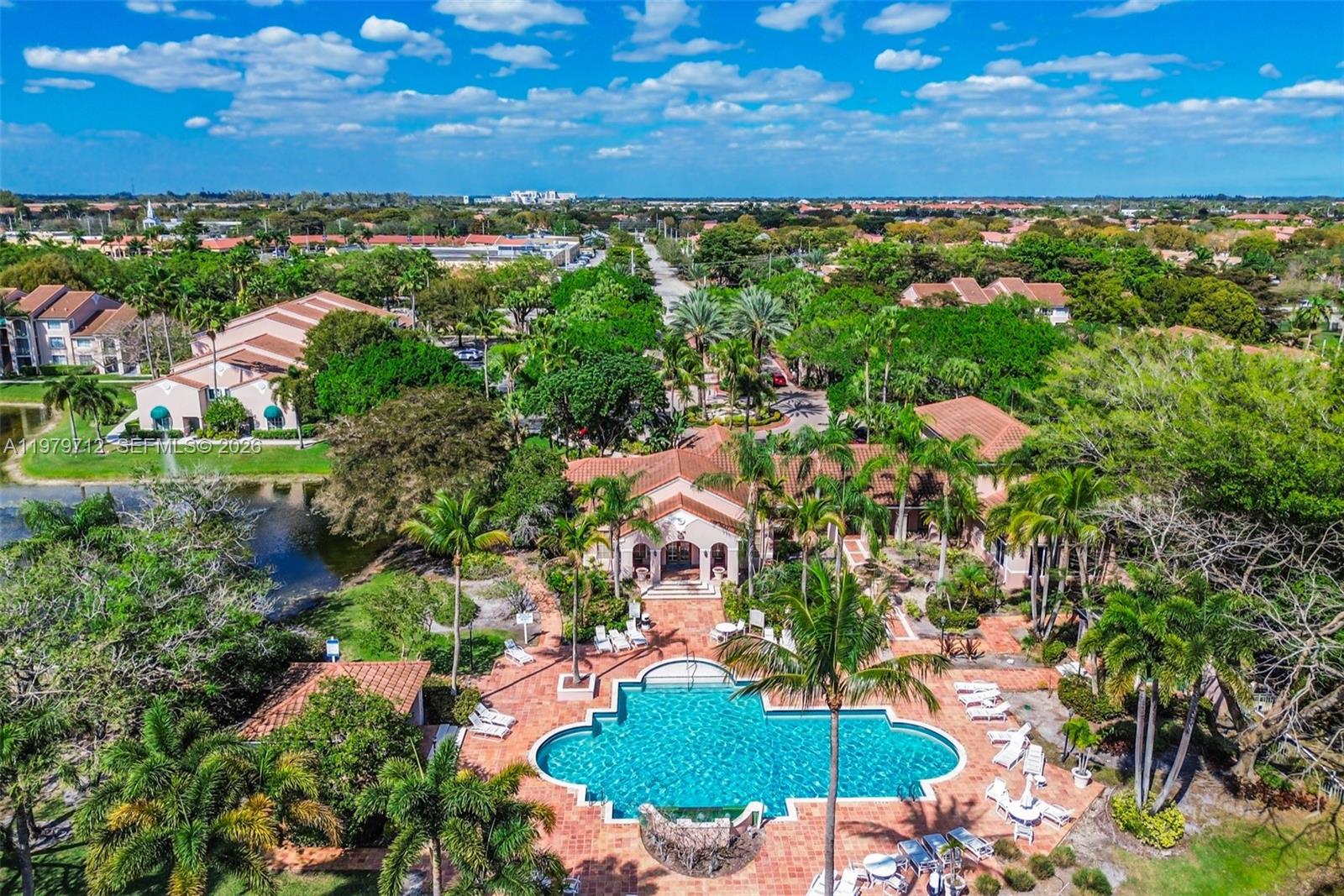 12172 Saint Andrews Pl # 307