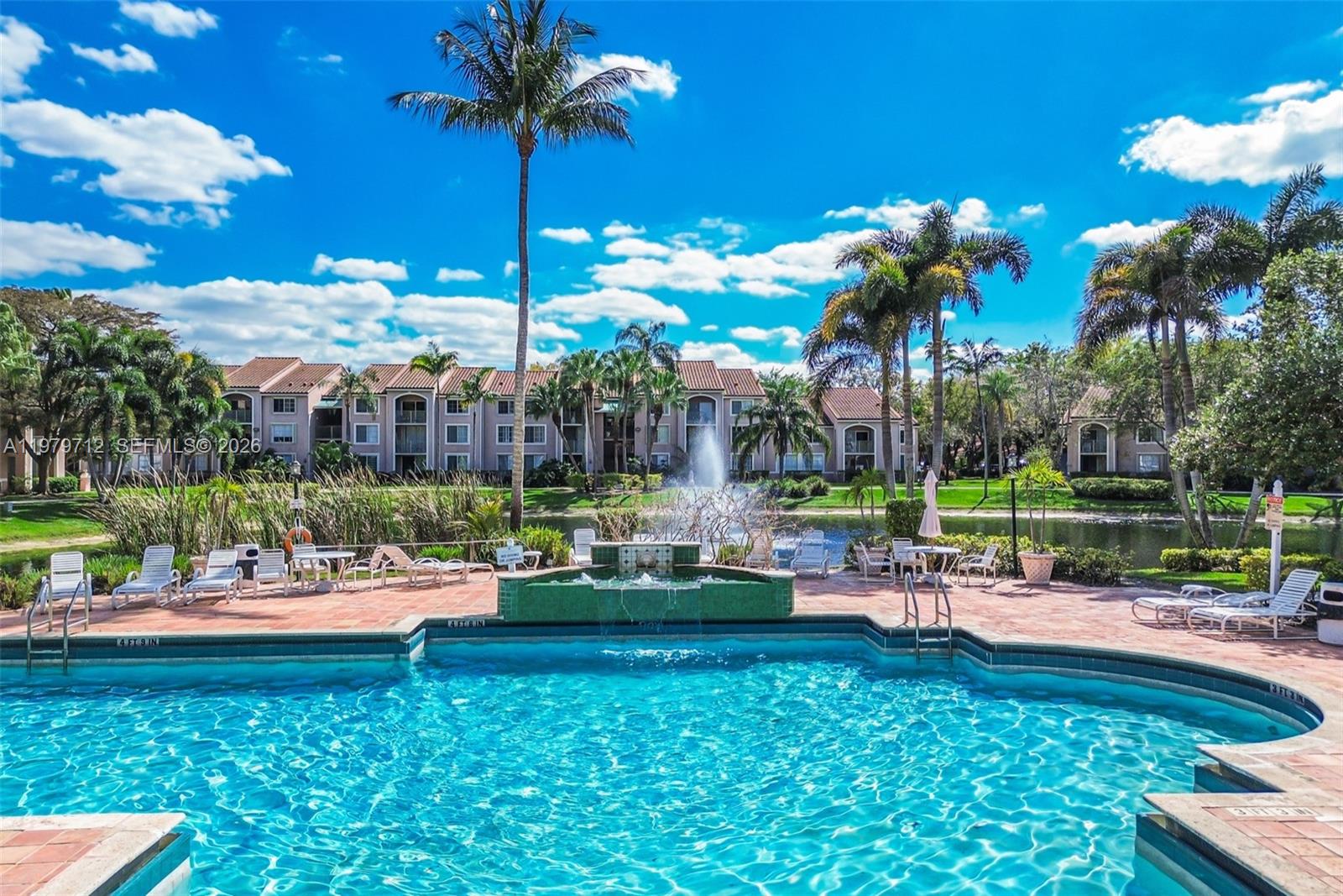 12172 Saint Andrews Pl # 307