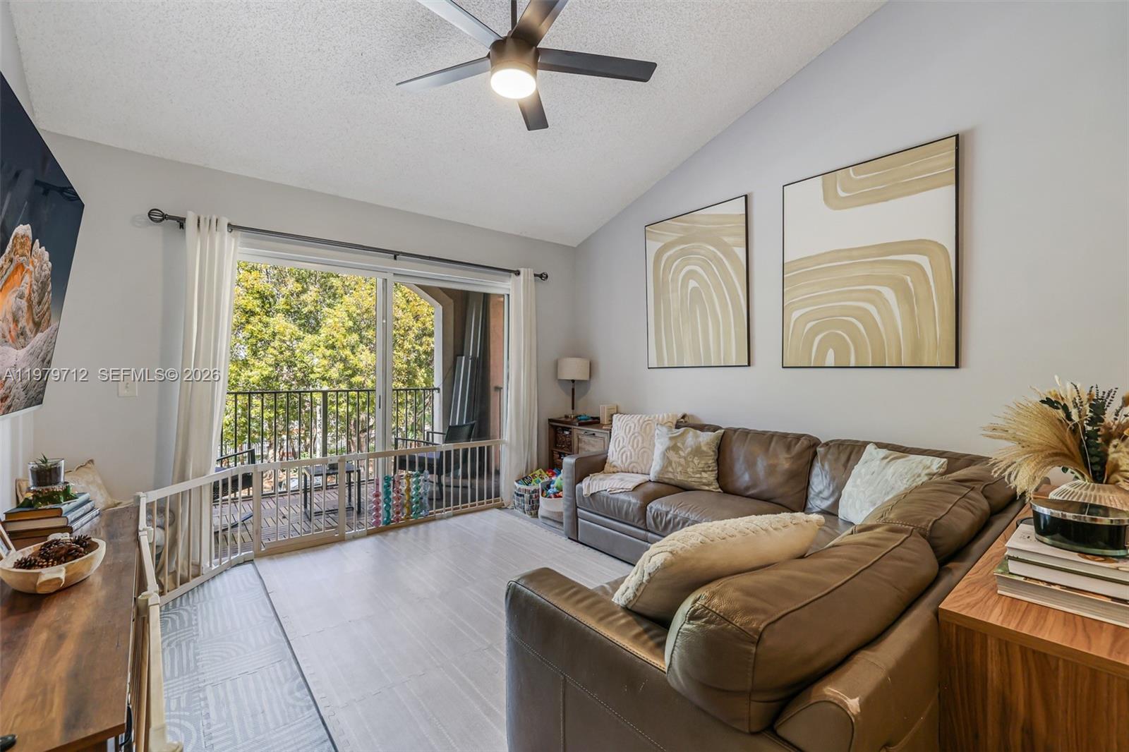 12172 Saint Andrews Pl # 307