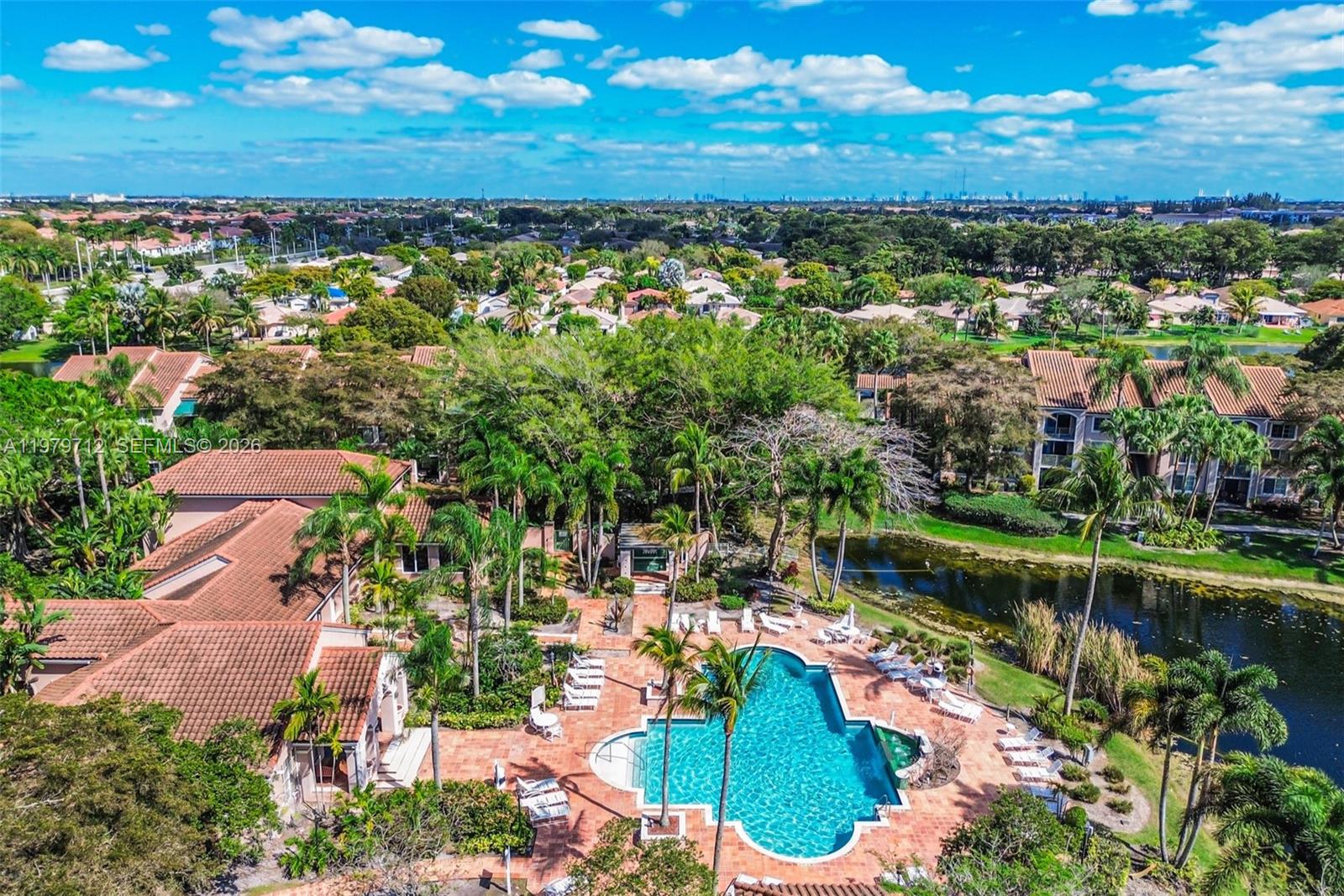 12172 Saint Andrews Pl # 307