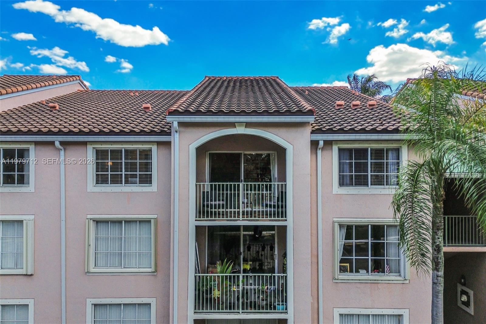 12172 Saint Andrews Pl # 307