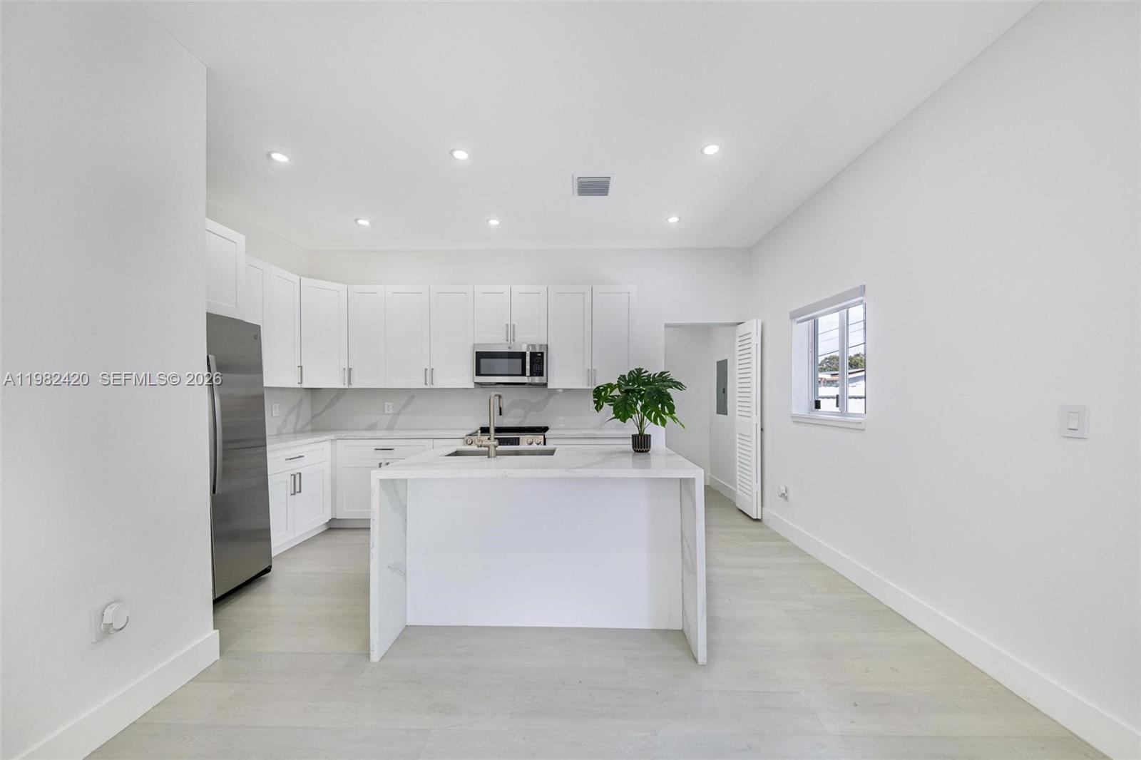 17201 NW 42nd Ave