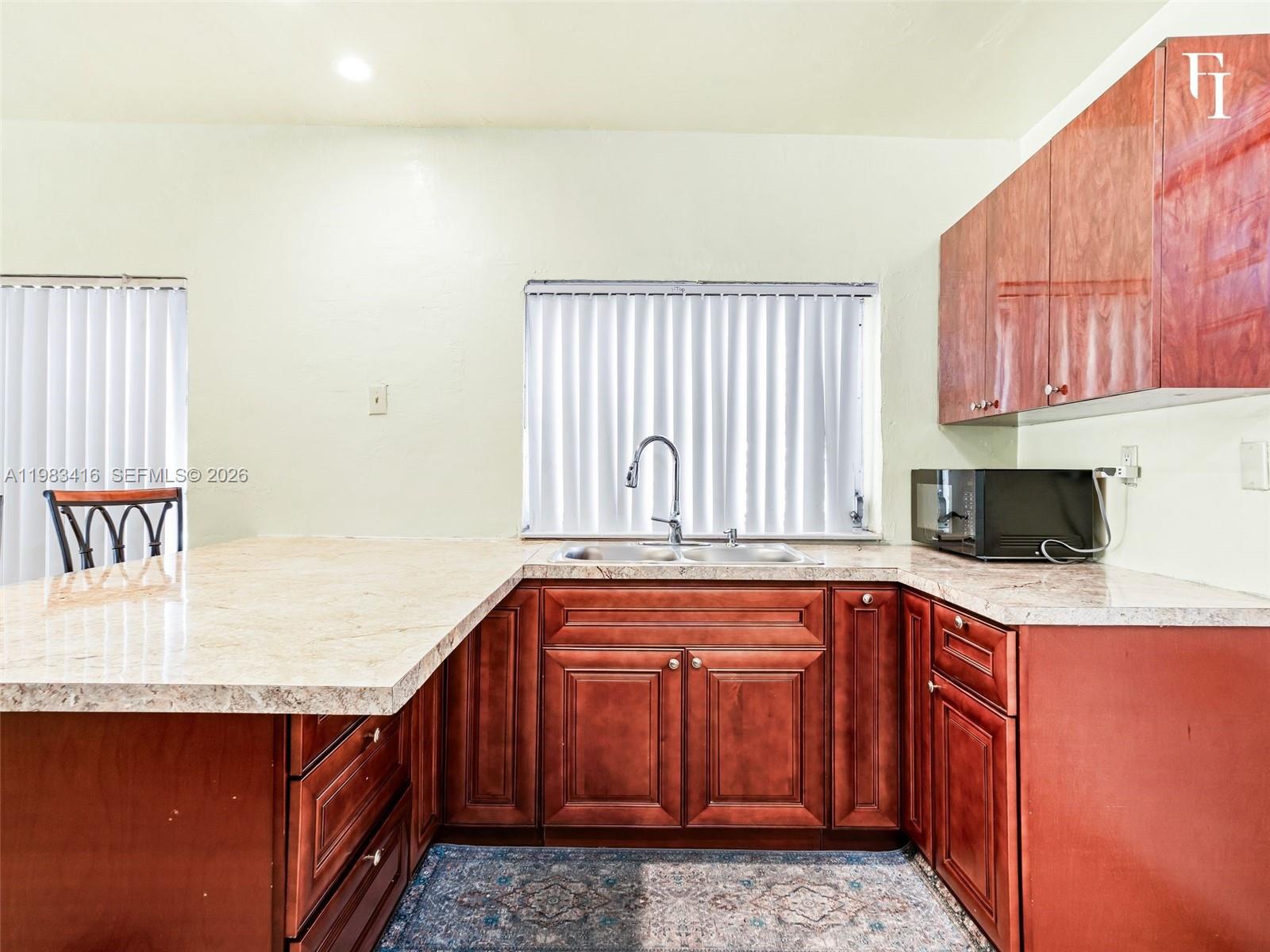 1195 NW 48th St