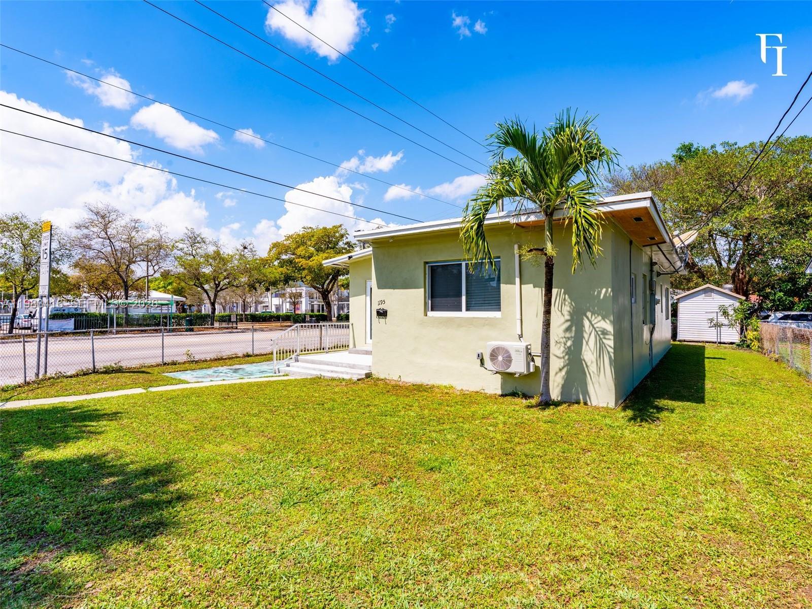 1195 NW 48th St