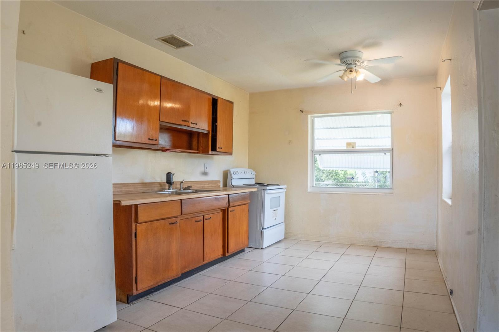 3230 SW 47th Ave