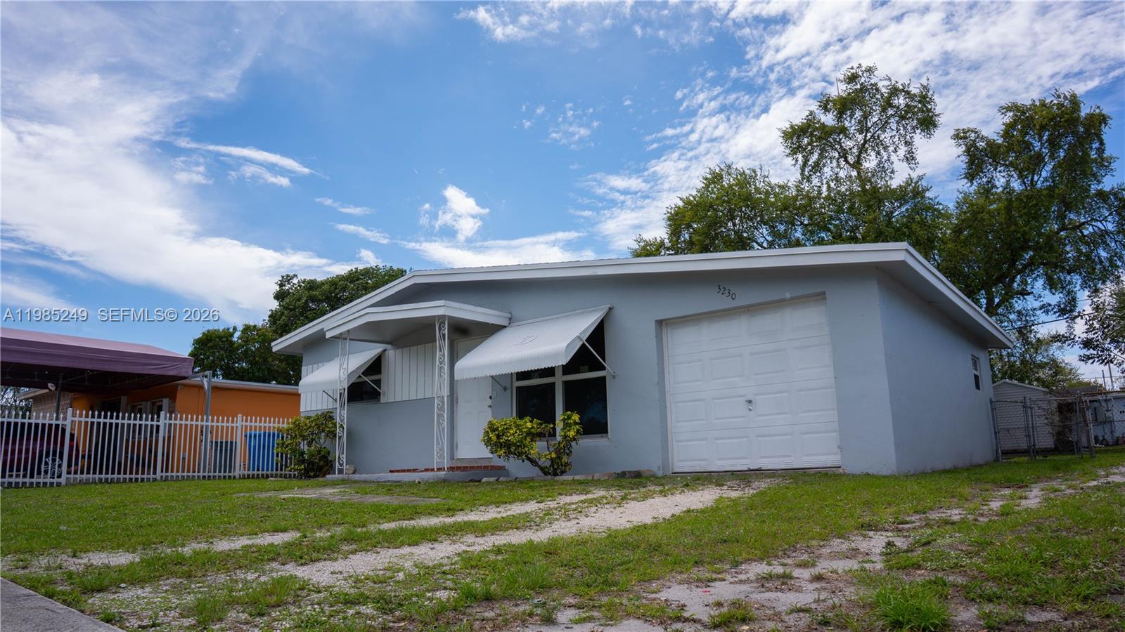 3230 SW 47th Ave