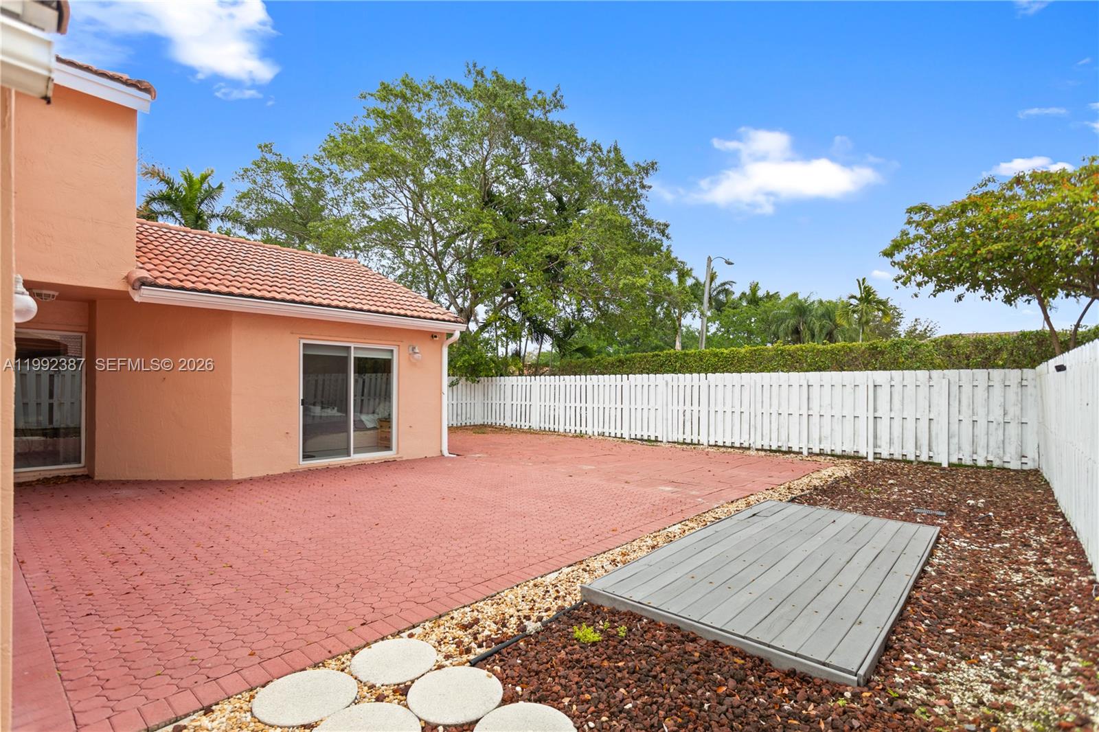 4105 SW 153rd Ave