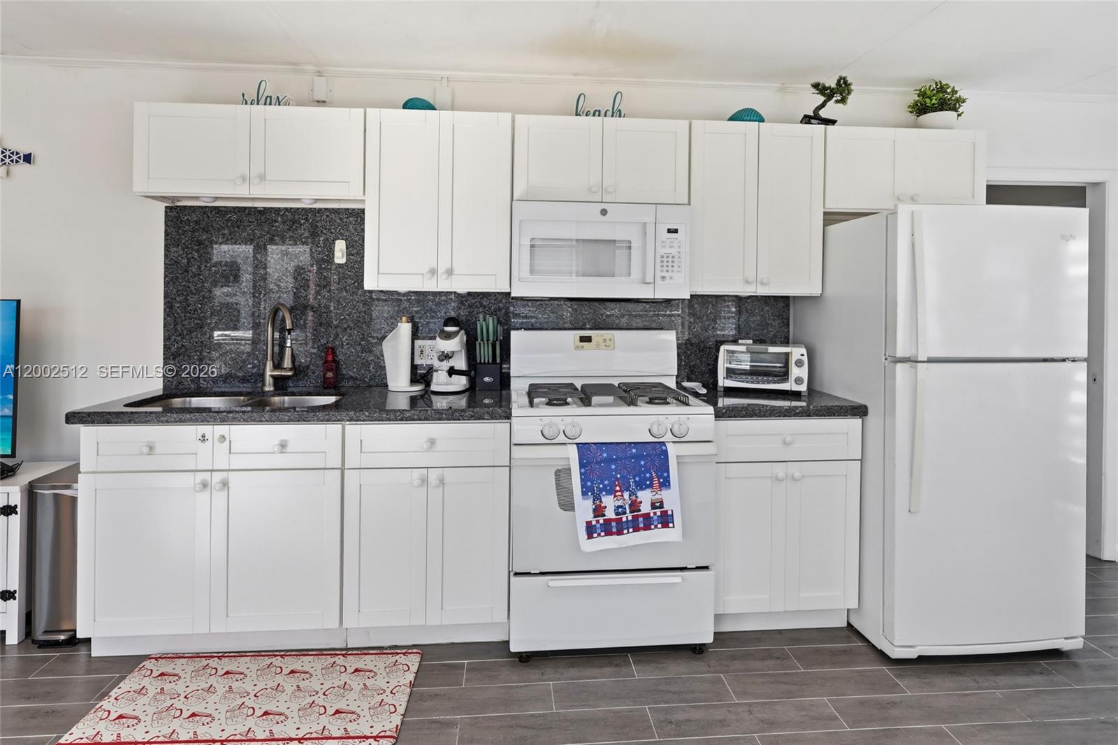 65821 OVERSEAS HIGHWAY Unit 110