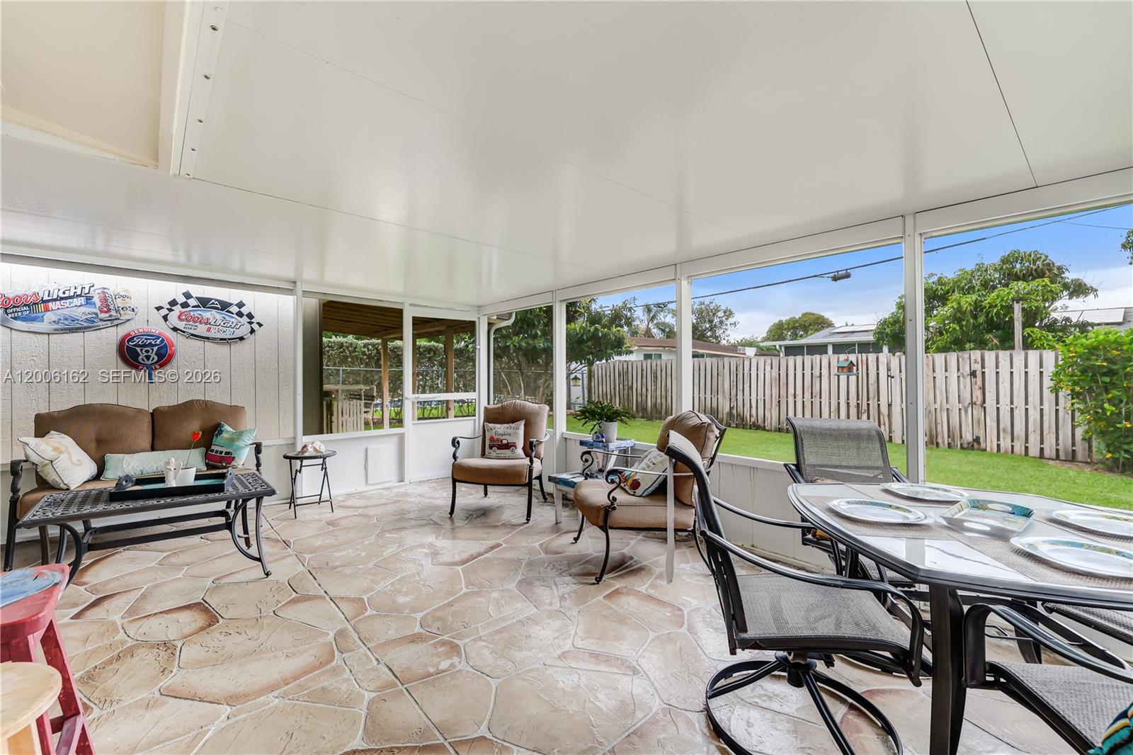 2636 Havana Dr