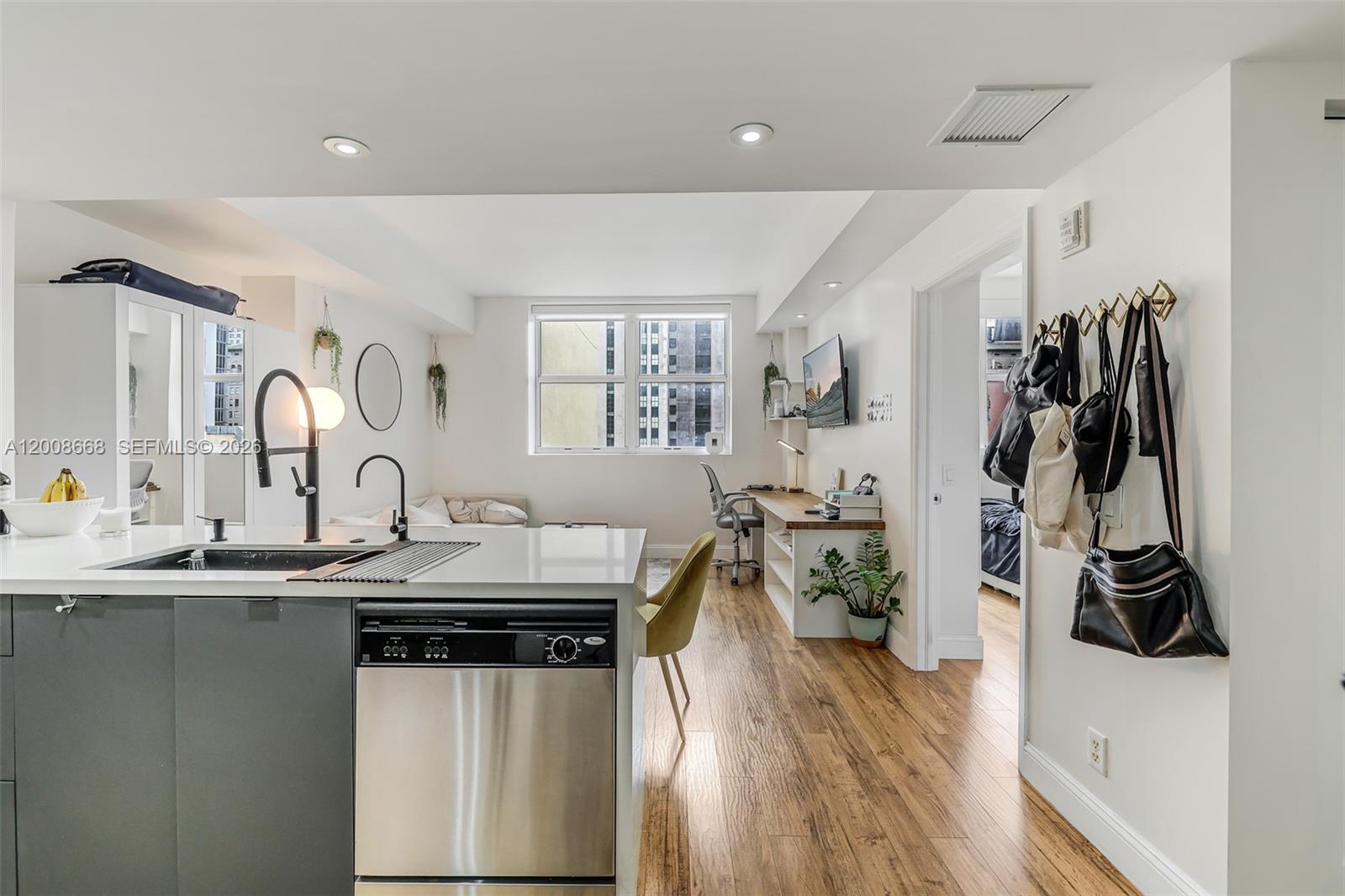 111 E Flagler St # 708