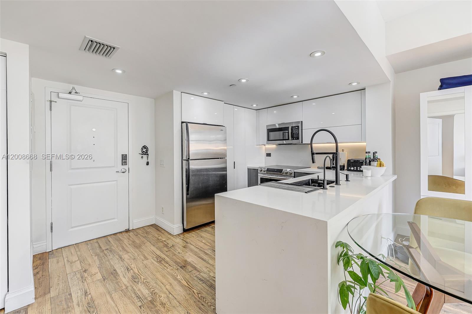 111 E Flagler St # 708