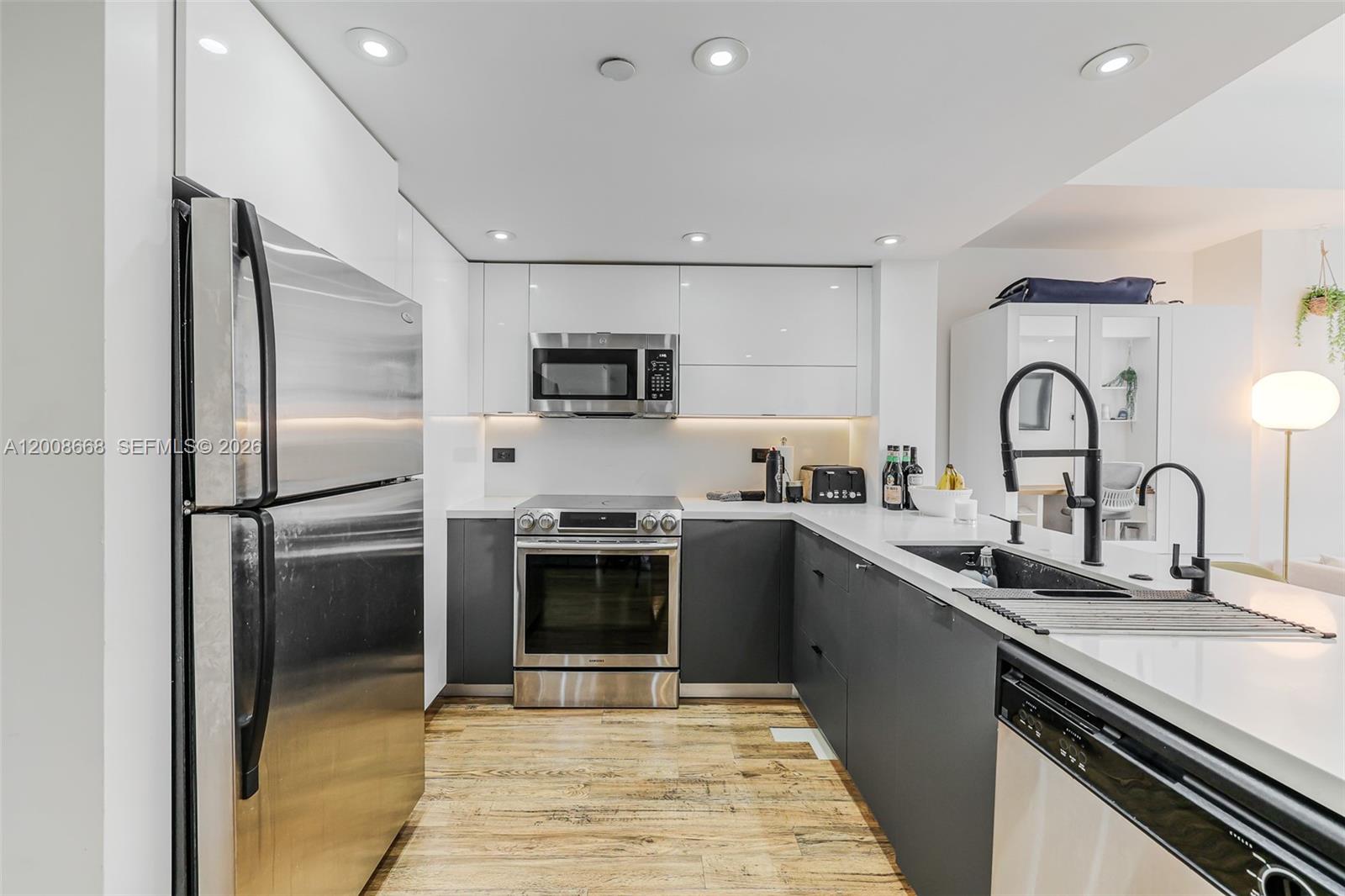 111 E Flagler St # 708