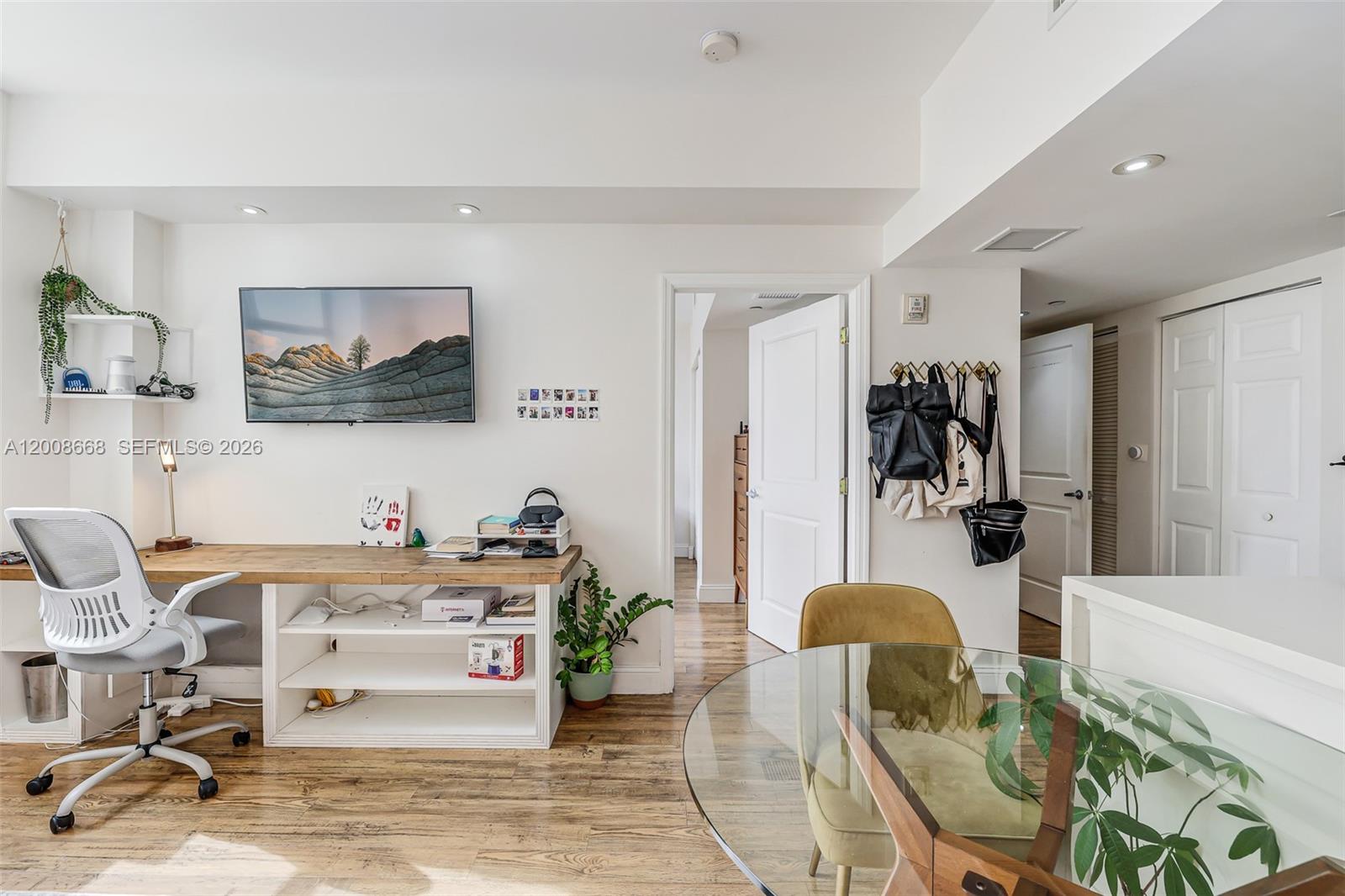 111 E Flagler St # 708