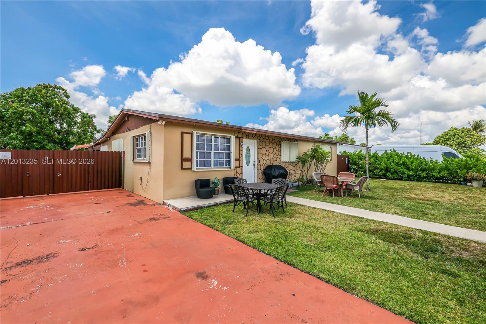 11600 SW 181st Ter