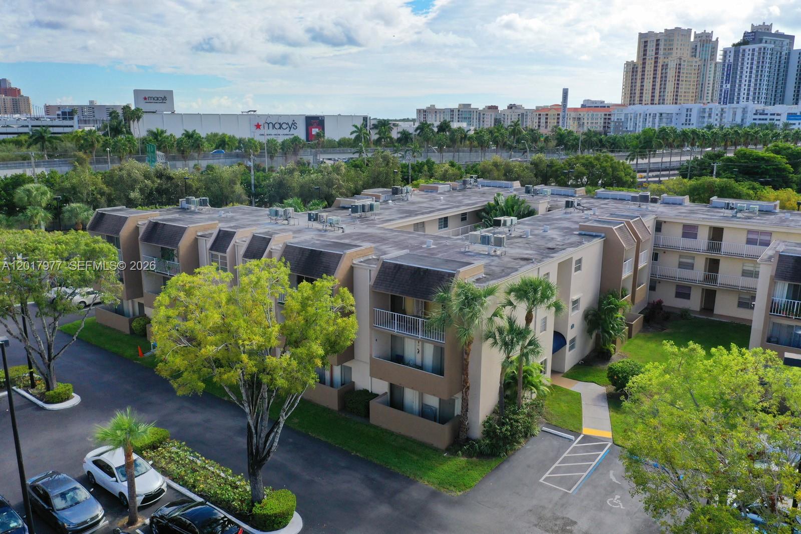 7705 SW 86th St # 212 Unit: B-212