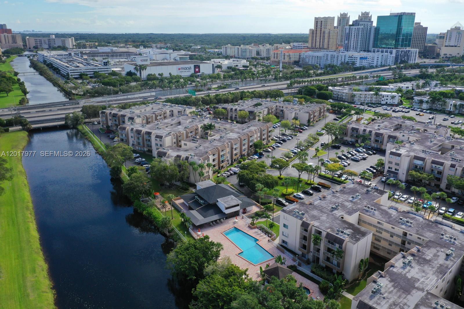 7705 SW 86th St # 212 Unit: B-212
