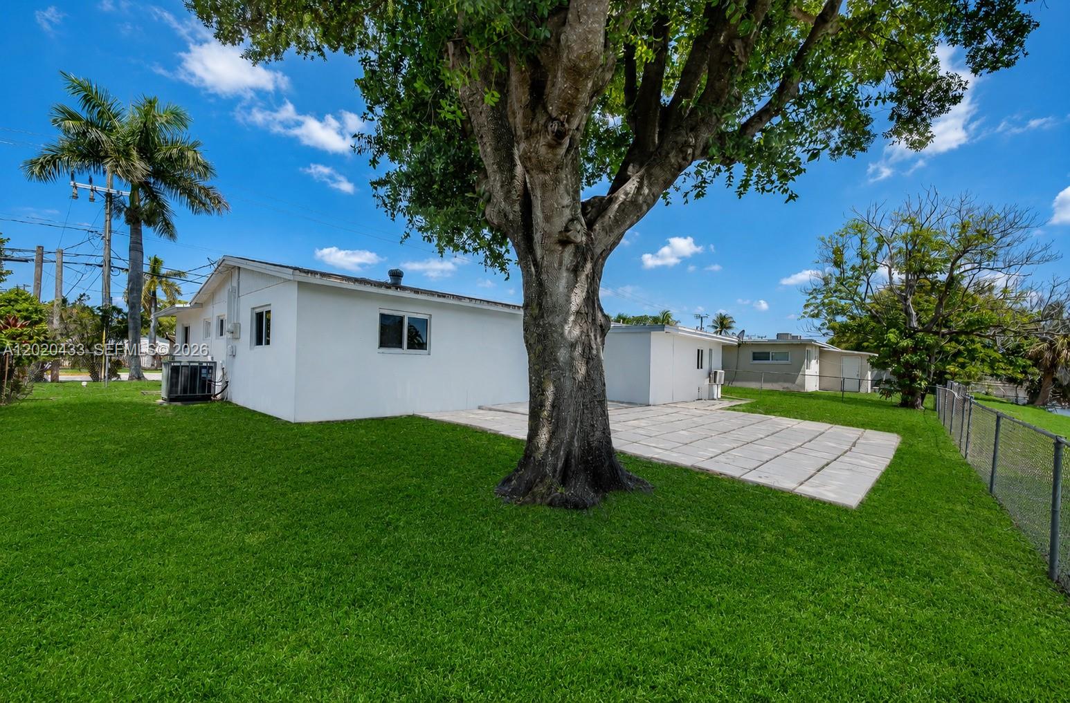 1530 NW 47th Ave
