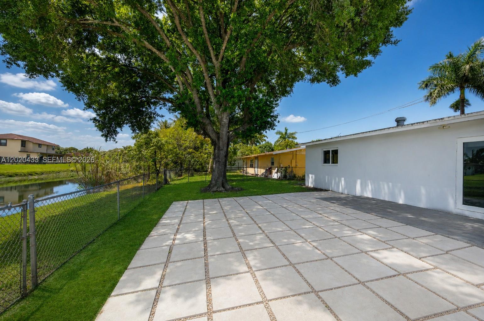 1530 NW 47th Ave